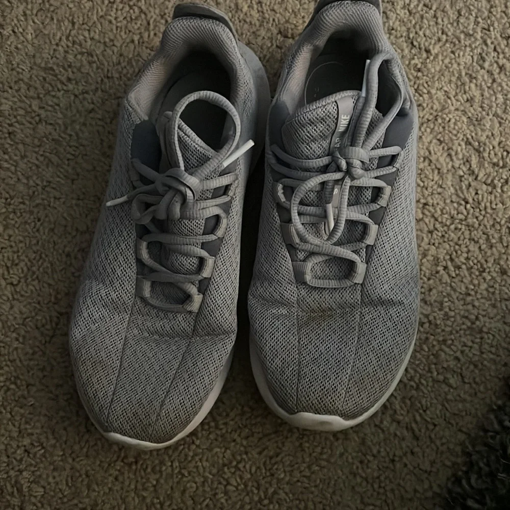 Nike Shoes - Picture 5 of 5